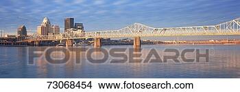 Stock Photo - 'panoramic view 
of the ohio river 
and louisville 
skyline,  ky shot. 
fotosearch - search 
stock photos, 
pictures, images, 
and photo clipart