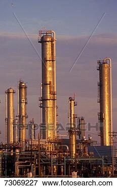 Picture - 'petroleum processing 
plant at sarnia, 
canada'. fotosearch 
- search stock 
photos, pictures, 
images, and photo 
clipart