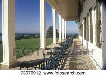 Stock Photo - 'porch at mt vernon, 
 home of george 
washington,  mt 
vernon. fotosearch 
- search stock 
photos, pictures, 
images, and photo 
clipart