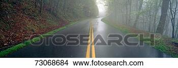 Stock Photo - 'rain on foothill 
parkway, great 
smokey national 
park, tennessee'. 
fotosearch - search 
stock photos, 
pictures, images, 
and photo clipart