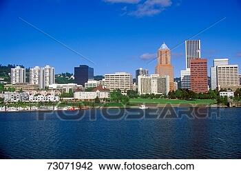 Stock Photo - 'skyline of portland 
from the willamette 
river, or in morning'. 
fotosearch - search 
stock photos, 
pictures, images, 
and photo clipart