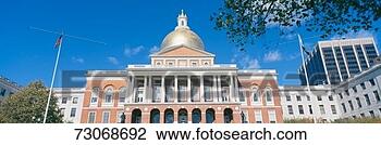 Stock Photo - 'state capitol, 
boston, massacushetts'. 
fotosearch - search 
stock photos, 
pictures, images, 
and photo clipart