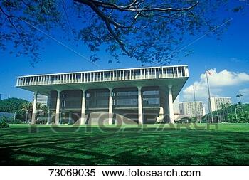Stock Image - 'state capitol 
of hawaii, honolulu'. 
fotosearch - search 
stock photos, 
pictures, images, 
and photo clipart