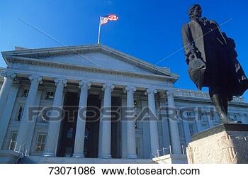 Stock Photo - 'statue of alexander 
hamilton in front 
of the united 
states. fotosearch 
- search stock 
photos, pictures, 
images, and photo 
clipart