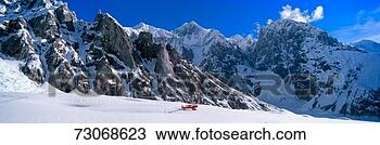 Stock Photo - 'super cub piper 
bush airplane, 
 wrangell-st elias 
national park. 
fotosearch - search 
stock photos, 
pictures, images, 
and photo clipart