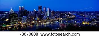 Stock Photo - this is the allegheny 
and monongahela 
rivers where they 
meet the ohio. 
fotosearch - search 
stock photos, 
pictures, images, 
and photo clipart