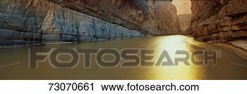 Stock Photography - this is the rio 
grande river on 
the mexico/us 
border it is located 
at. fotosearch 
- search stock 
photos, pictures, 
images, and photo 
clipart