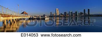 Stock Photo - pier and san diego 
skyline. fotosearch 
- search stock 
photos, pictures, 
images, and photo 
clipart