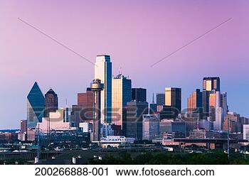 Stock Photography - usa, texas, dallas 
skyline, twilight. 
fotosearch - search 
stock photos, 
pictures, images, 
and photo clipart