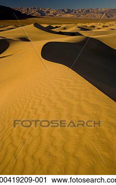 Stock Photography - usa, california, 
death valley national 
park, stove pipe 
wells, dawn. fotosearch 
- search stock 
photos, pictures, 
images, and photo 
clipart