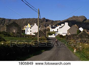 Stock Photograph - co cork, beara 
peninsula, allihies. 
fotosearch - search 
stock photos, 
pictures, images, 
and photo clipart