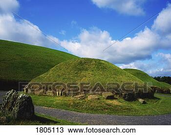 Stock Photo - co meath,  knowth, 
 passage grave 
showing some of 
the 17 satellite. 
fotosearch - search 
stock photos, 
pictures, images, 
and photo clipart