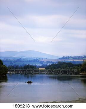 Stock Photo - co waterford, 
blackwater river, 
nr villierstown, 
ireland. fotosearch 
- search stock 
photos, pictures, 
images, and photo 
clipart