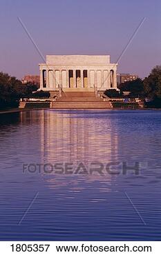 Picture - the lincoln memorial 
and the reflecting 
pool in washington, 
dc. fotosearch 
- search stock 
photos, pictures, 
images, and photo 
clipart