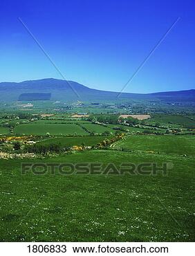 Stock Photo - cooley peninsula, 
co louth, ireland. 
fotosearch - search 
stock photos, 
pictures, images, 
and photo clipart