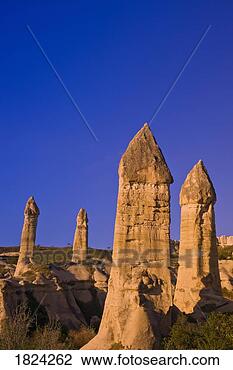 Stock Photo - rock formations, 
love valley, cappadocia, 
anatolia, turkey. 
fotosearch - search 
stock photos, 
pictures, images, 
and photo clipart