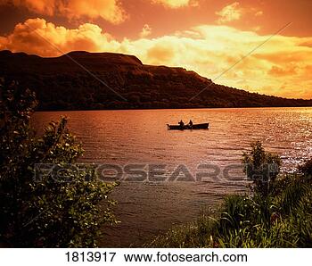 Picture - salmon fishing, 
glencar, co sligo, 
ireland. fotosearch 
- search stock 
photos, pictures, 
images, and photo 
clipart