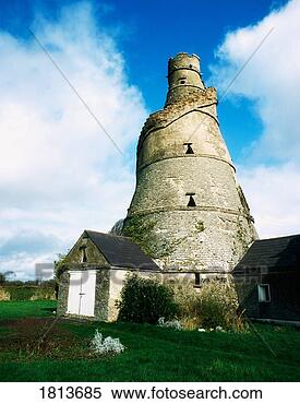Stock Image - the wonderful 
barn, leixlip, 
co kildare, ireland. 
fotosearch - search 
stock photos, 
pictures, images, 
and photo clipart