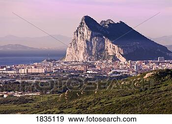 Stock Photograph - view to gibraltar 
with africa behind, 
 near la línea 
de la. fotosearch 
- search stock 
photos, pictures, 
images, and photo 
clipart