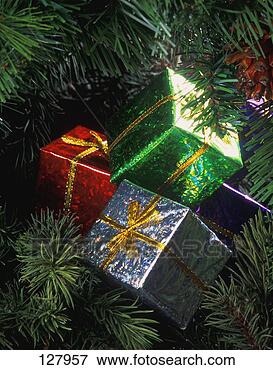 Picture - christmas tree 
ornament. fotosearch 
- search stock 
photos, pictures, 
images, and photo 
clipart