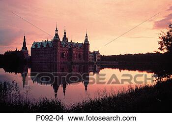 Stock Photo - denmark, seeland, 
hillerod, fredriksborg 
castle at sunset. 
fotosearch - search 
stock photos, 
pictures, images, 
and photo clipart