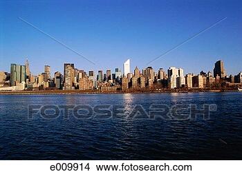 Stock Photo - sprawling new 
york city skyline. 
fotosearch - search 
stock photos, 
pictures, images, 
and photo clipart