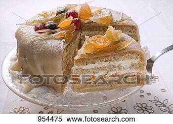 1.Geet –Hui Sabse Parayi - Pagina 13 Marzipan-covered-cake-candied_~954475