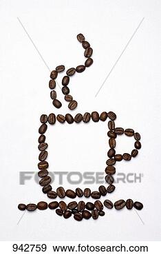 Stock Photograph - outline of a cup 
of coffee in coffee 
beans. fotosearch 
- search stock 
photos, pictures, 
images, and photo 
clipart