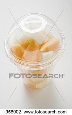 Banco de Imagem - fruta,  salada, 
 plástico,  beaker. 
fotosearch - busca 
de fotos, imagens 
e clipart