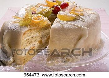 2.Geet –Hui Sabse Parayi - Pagina 38 Marzipan-covered-cake-candied_~954473