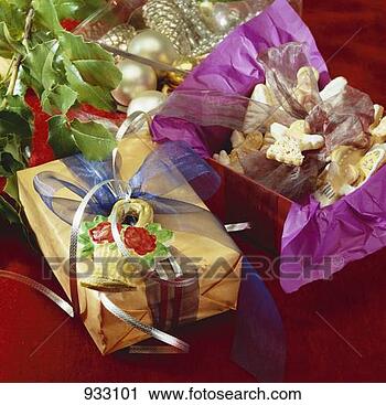 Stock Photography - decorated springerle 
cookie & baked 
angels (gift hangers). 
fotosearch - search 
stock photos, 
pictures, images, 
and photo clipart
