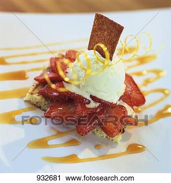 Stock Photography - strawberry dessert 
with vanilla ice 
cream & caramel 
sauce. fotosearch 
- search stock 
photos, pictures, 
images, and photo 
clipart