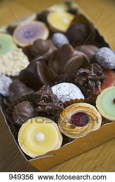 assorti chocolats bonbons 949356