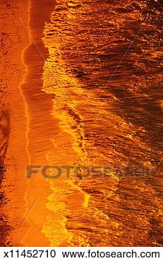 Stock Photography - bahamas, waves 
crashing onto 
cable beach, elevated 
view, sunset. 
fotosearch - search 
stock photos, 
pictures, images, 
and photo clipart