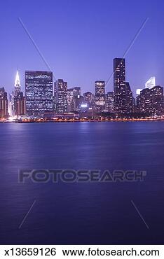 Stock Photo - usa,  new york 
state,  new york 
city,  mid manhattan, 
 city skyline. 
fotosearch - search 
stock photos, 
pictures, images, 
and photo clipart