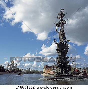 Stock Photo - russia,  moscow, 
 statue of peter 
the great,  cathedral 
of christ the. 
fotosearch - search 
stock photos, 
pictures, images, 
and photo clipart