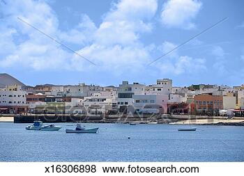 Stock Photo - spain, canary 
islands, fuerteventura, 
playa de corralejo. 
fotosearch - search 
stock photos, 
pictures, images, 
and photo clipart
