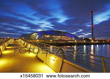Stock Photography - scotland, glasgow, 
science centre 
and bridge at 
sunset. fotosearch 
- search stock 
photos, pictures, 
images, and photo 
clipart