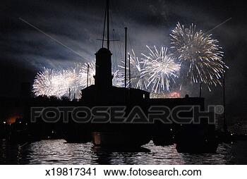 Stock Photography - fireworks over 
marseille's vieux-port 
on july 14th, 
bastille day. 
fotosearch - search 
stock photos, 
pictures, images, 
and photo clipart