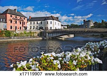 Picture - ireland, kilkenny, 
county kilkenny, 
river nore. fotosearch 
- search stock 
photos, pictures, 
images, and photo 
clipart