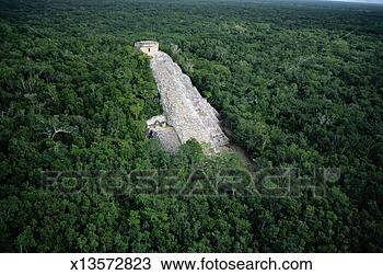 Stock Photo - mayan pyramid. 
fotosearch - search 
stock photos, 
pictures, images, 
and photo clipart