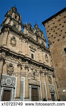 Stock Photograph - the clerecia in 
salamanca, spain. 
fotosearch - search 
stock photos, 
pictures, images, 
and photo clipart