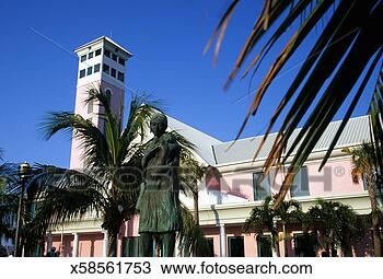 Stock Photo - bahamas, nassau, 
harbour control 
tower, statue. 
fotosearch - search 
stock photos, 
pictures, images, 
and photo clipart