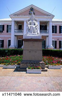 Stock Photo - bahamas, nassau, 
parliament square, 
statue of queen 
victoria. fotosearch 
- search stock 
photos, pictures, 
images, and photo 
clipart