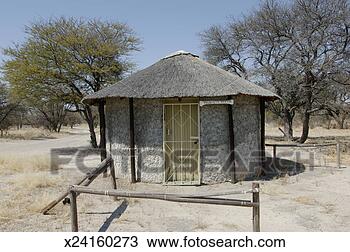 Stock Photo - botswana, central 
kalahari game 
reserve, thatched 
tourist office. 
fotosearch - search 
stock photos, 
pictures, images, 
and photo clipart