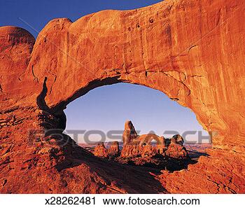 Stock Photography - natural arch, 
alabama hills, 
eastern sierra, 
ca. fotosearch 
- search stock 
photos, pictures, 
images, and photo 
clipart