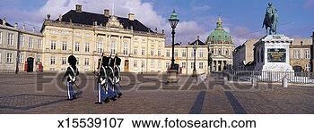 Picture - changing of the 
amalienborg palace 
guard, copenhagen, 
denmark. fotosearch 
- search stock 
photos, pictures, 
images, and photo 
clipart