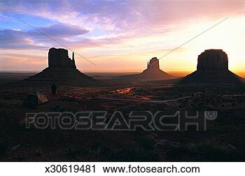 Stock Photography - mittens,  monument 
valley,  monument 
valley navajo 
tribal park. fotosearch 
- search stock 
photos, pictures, 
images, and photo 
clipart