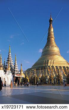 Stock Photography - shwedagon pagoda, 
yangon, myanmar. 
fotosearch - search 
stock photos, 
pictures, images, 
and photo clipart