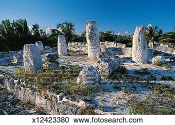Stock Photography - maya ruins, del 
ray, cancun, mexico. 
fotosearch - search 
stock photos, 
pictures, images, 
and photo clipart